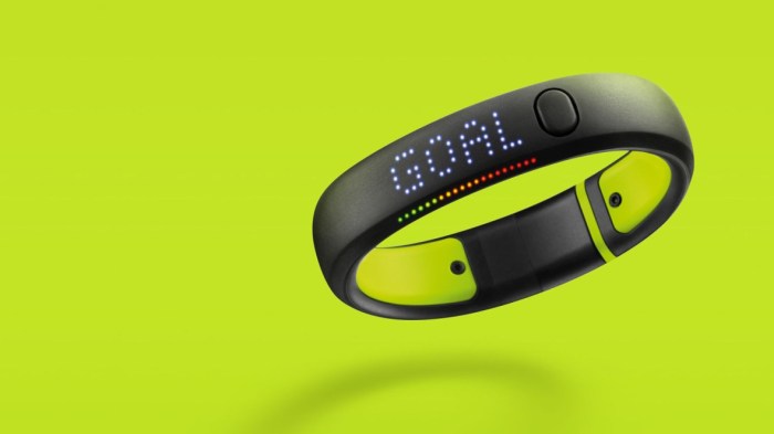 Nike fuelband jawbone up removed from apple stores