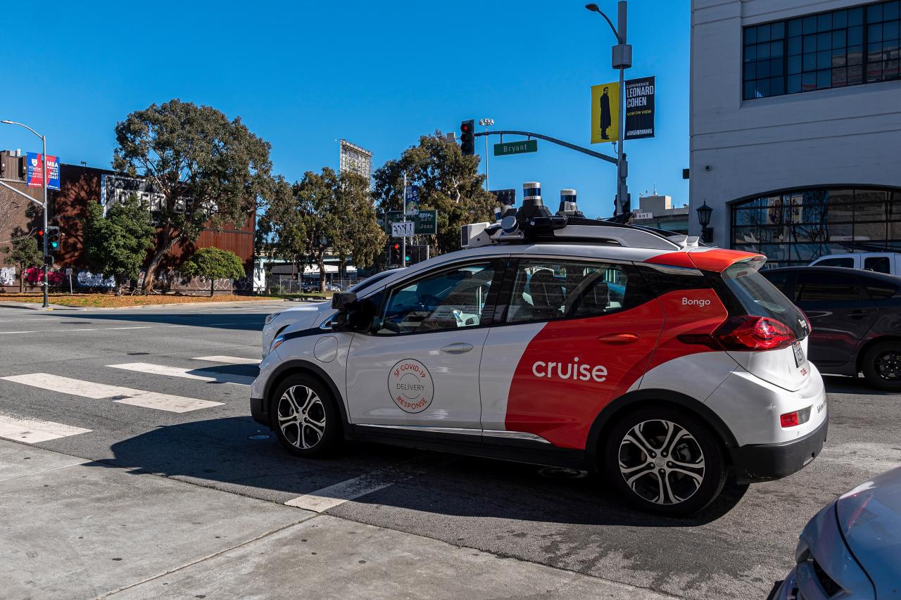 Cruise pauses all driverless robotaxi operations to rebuild public trust