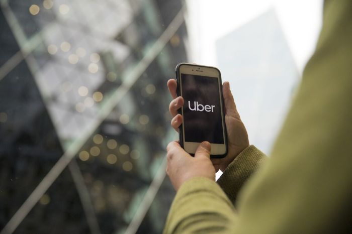 Softbank invest in uber at 30 percent discount