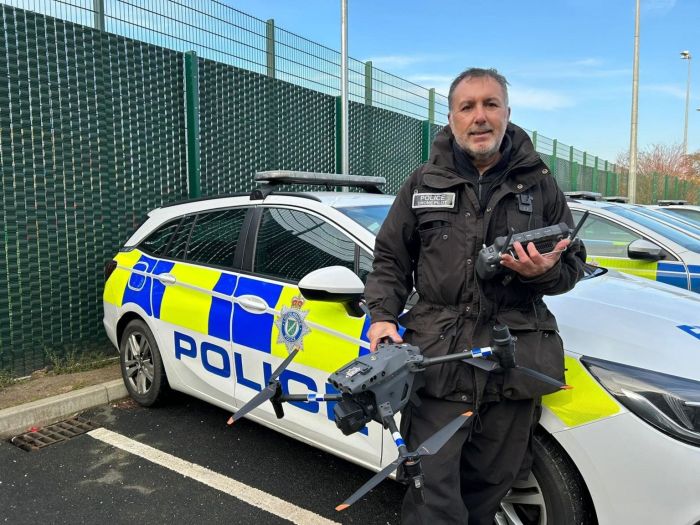 Uk bill police seize drones