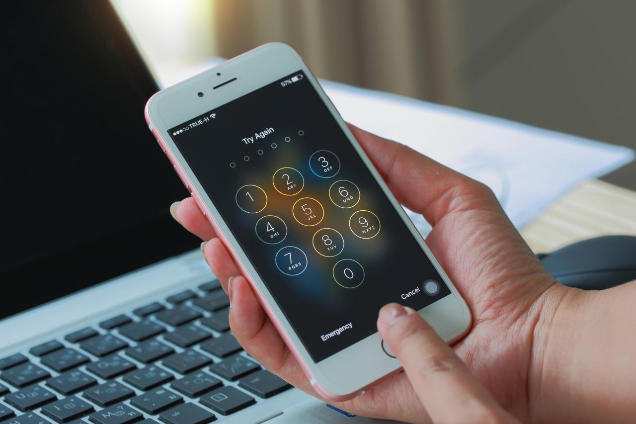 The cia has reportedly been trying to break apples encryption