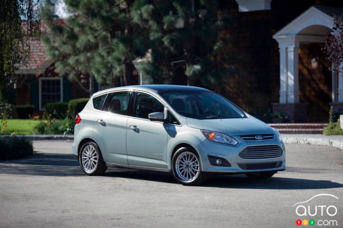 Ford also opens up electric car patents but doesnt quite pull off a tesla