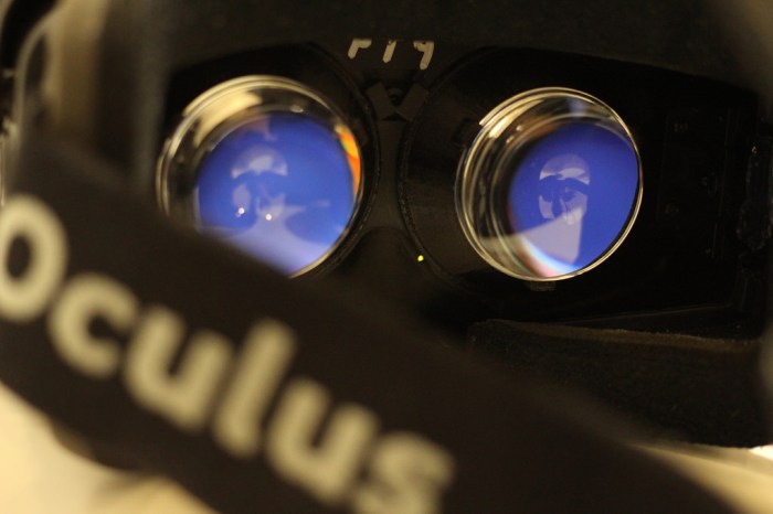 Oculus rifts commercial release might not happen this year