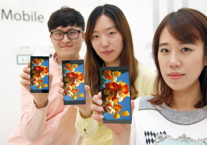 Lg unveils 5 5 inch qhd display possibly for the lg g4