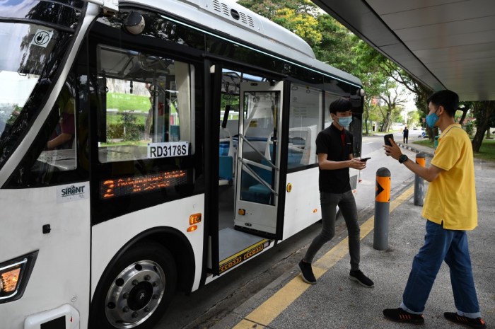 Singapore expand self driving bus 2022