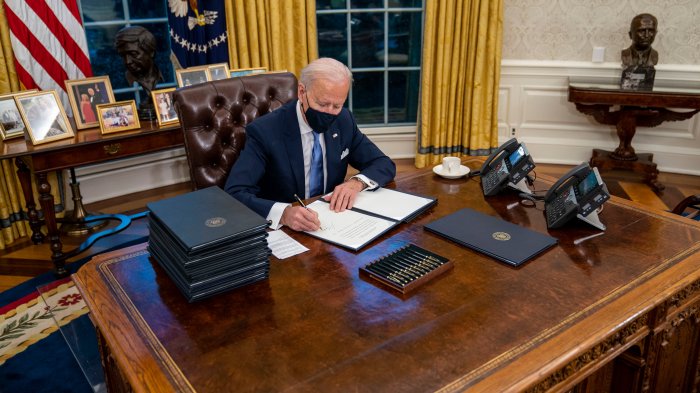 President biden issues executive order to set standards for ai safety and security