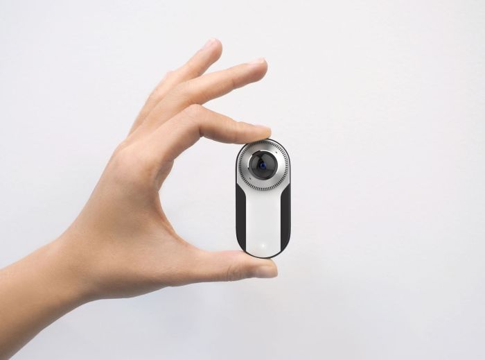 Essential 360 camera streams live facebook