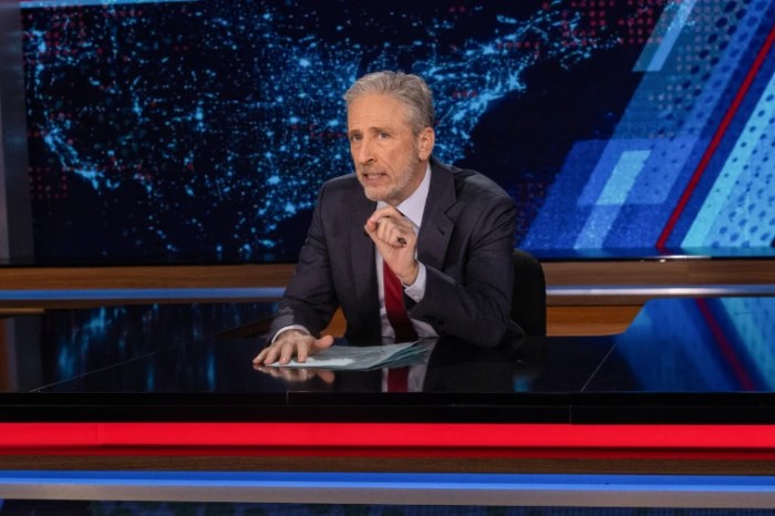 The daily show with jon stewart airs last episode in august