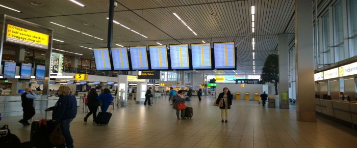 Vueling boarding passes on sony smartwatch