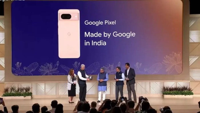 Google physical stores in india boost pixel sales