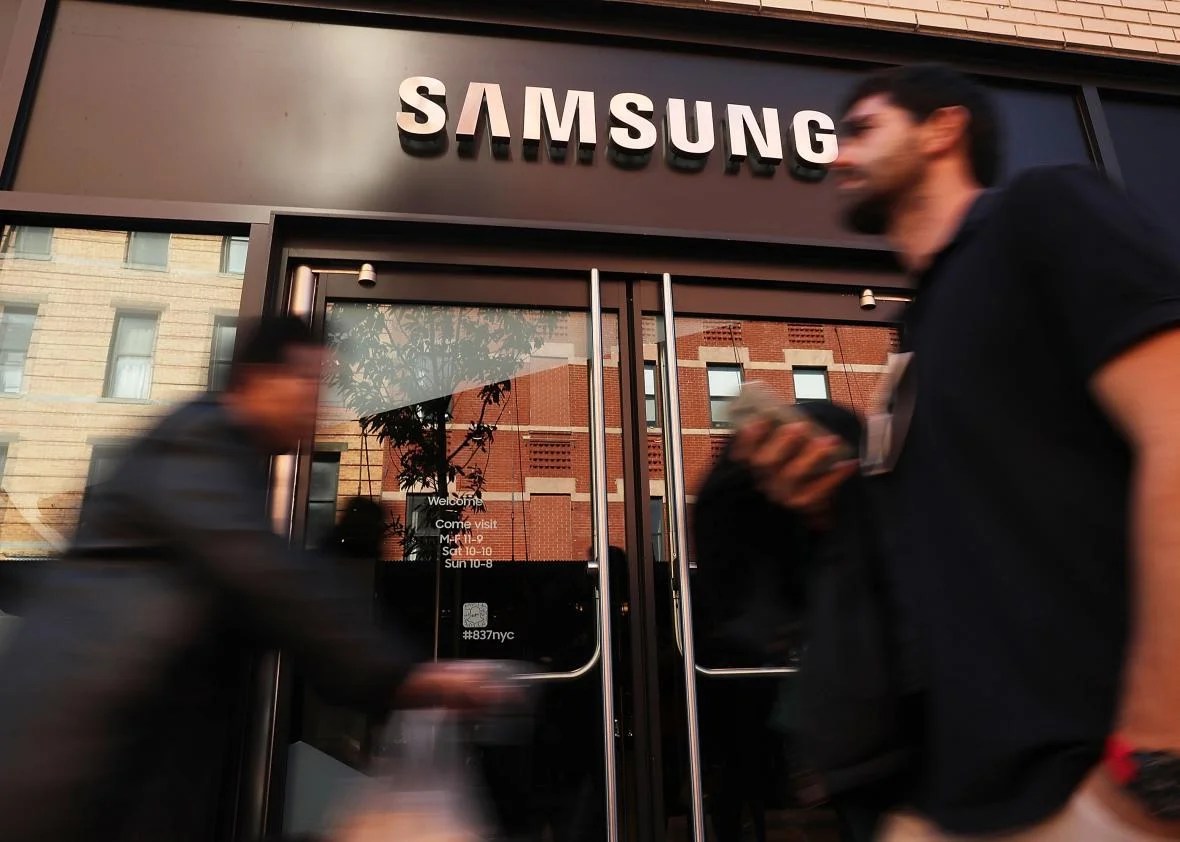 Samsung com down because of samsung building fire