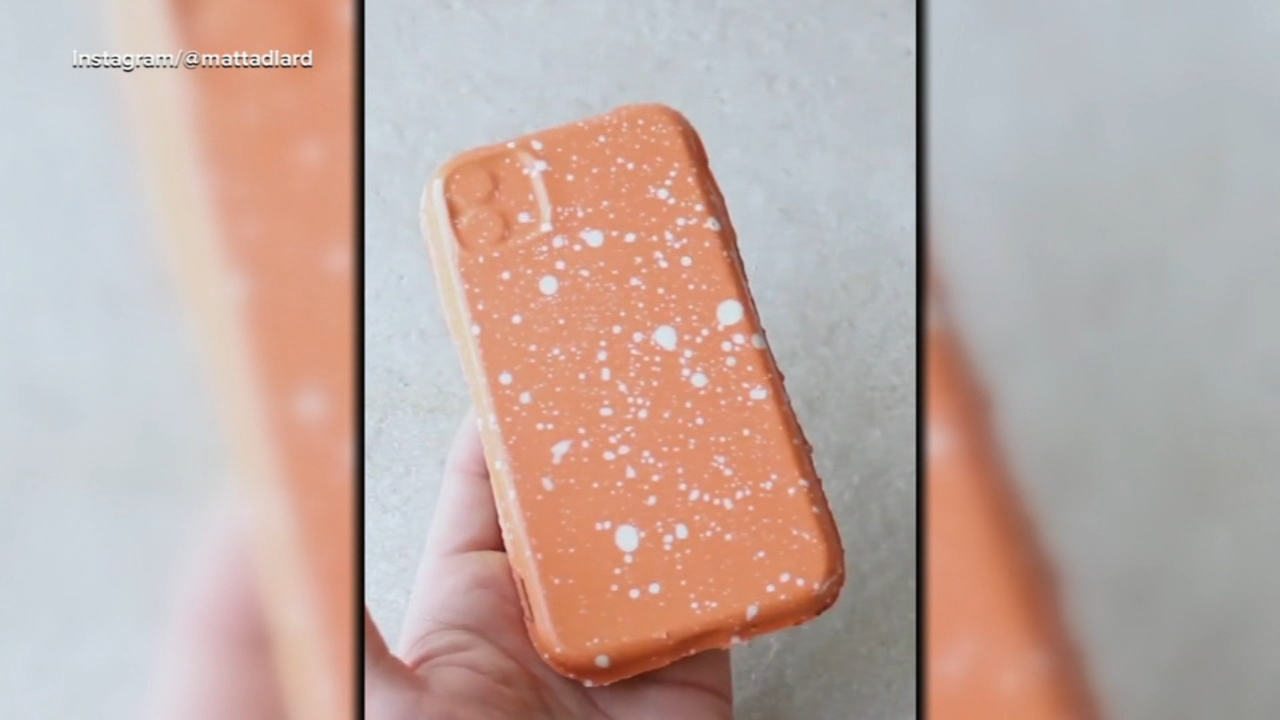 Edible chocolate iphone case looks delicious