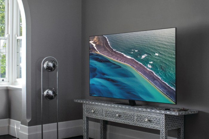 Samsung 85 inch 4k bendable tv prototype making waves at ces