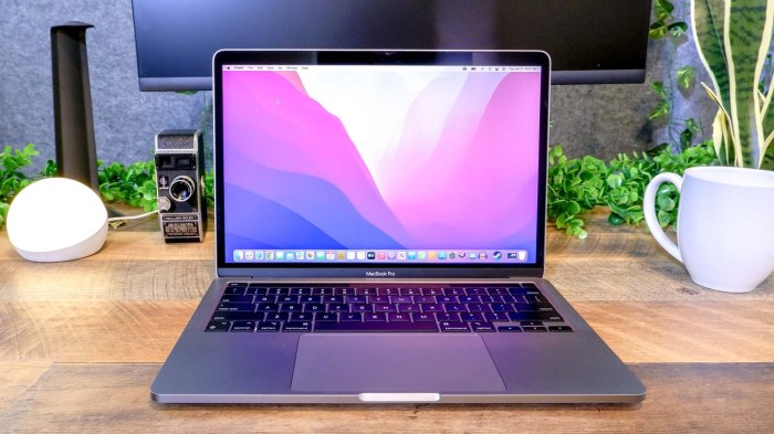 12 inch macbook air will most likely see a june launch rumor