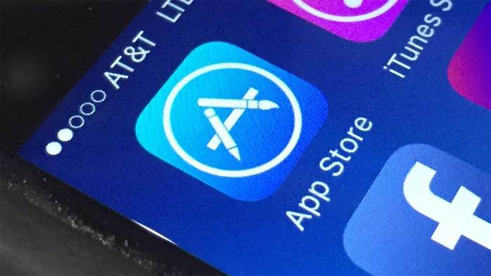 Apple sued by chinese clothing brand app store logo