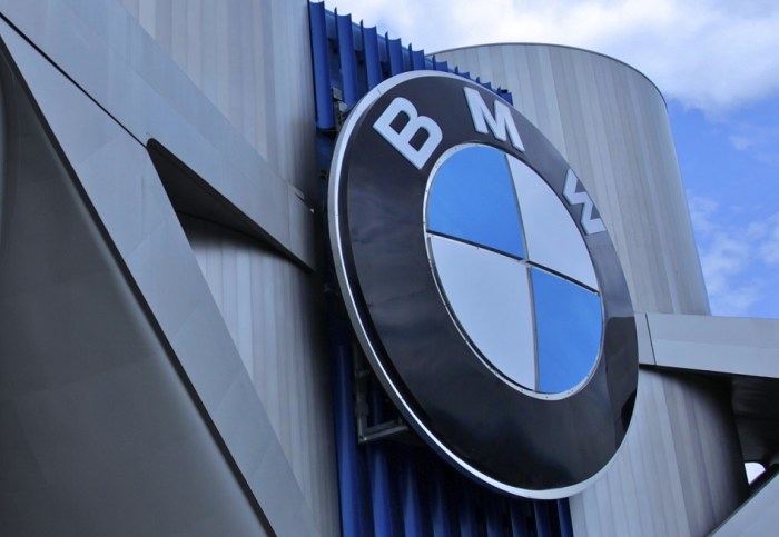 Bmw investing 240 million to build more efficient electric car batteries