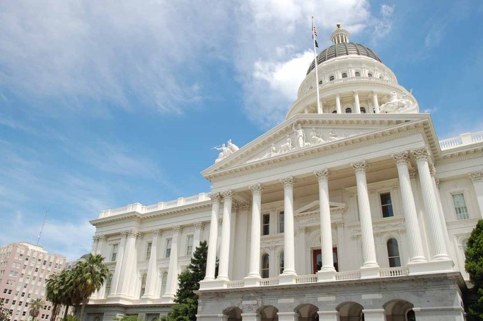 Californias right to repair bill heads to governors desk