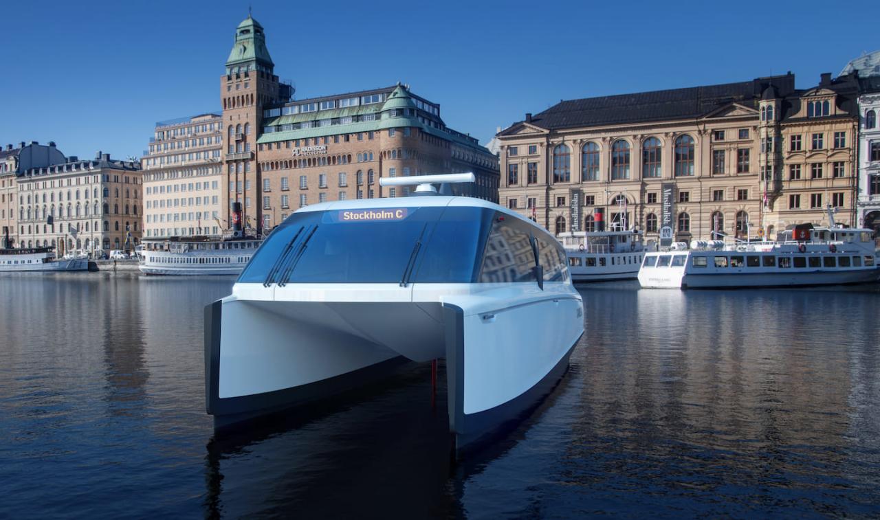 Candela p 12 electric hydrofoiling ferry takes flight