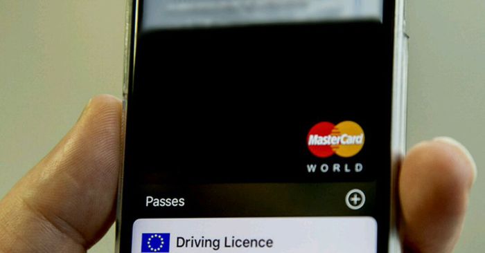 Uk drivers keep license apple wallet