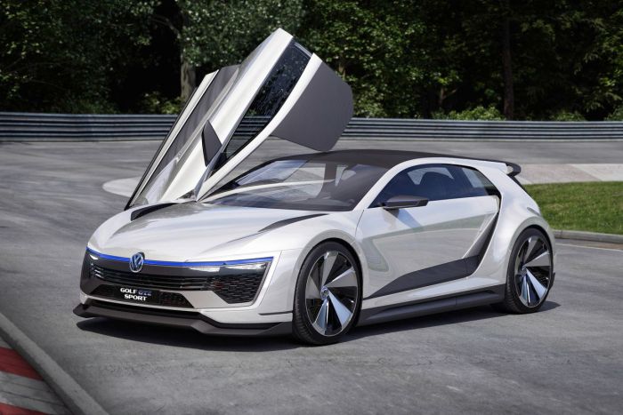 Volkswagen golf gte concept features gullwing doors