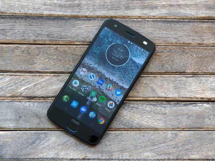 T mobile moto z2 force android oreo