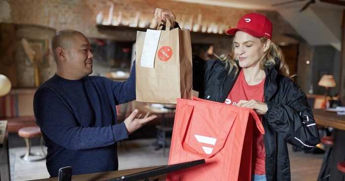 Doordash adds new safety tools delivery people insights about their driving habits