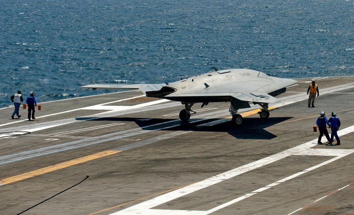 Us navy works on swarming drones