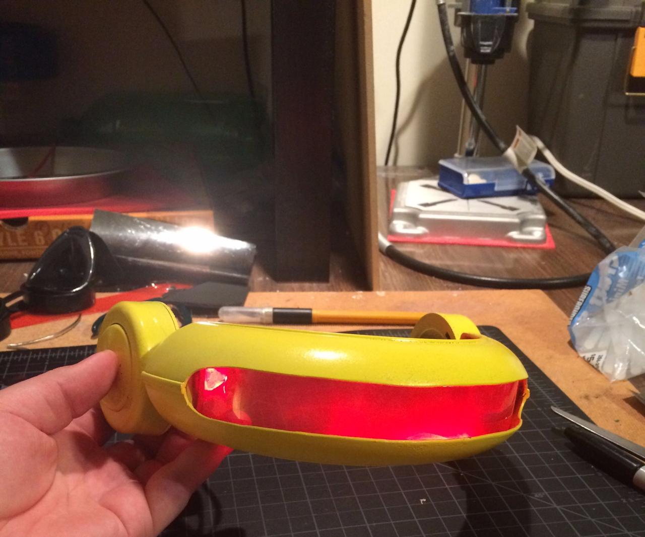 Diy cyclops laser visor lets you cosplay as an x man