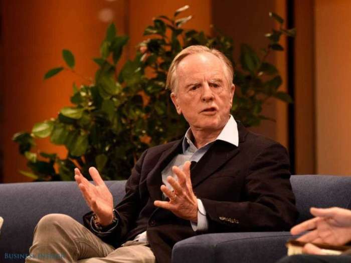 Apples ex ceo john sculley believes john chen can turn blackberry around