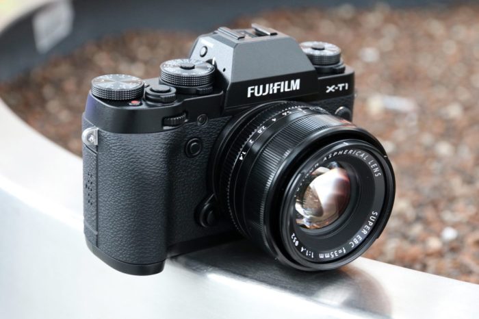 Fujifilm x t1 is official