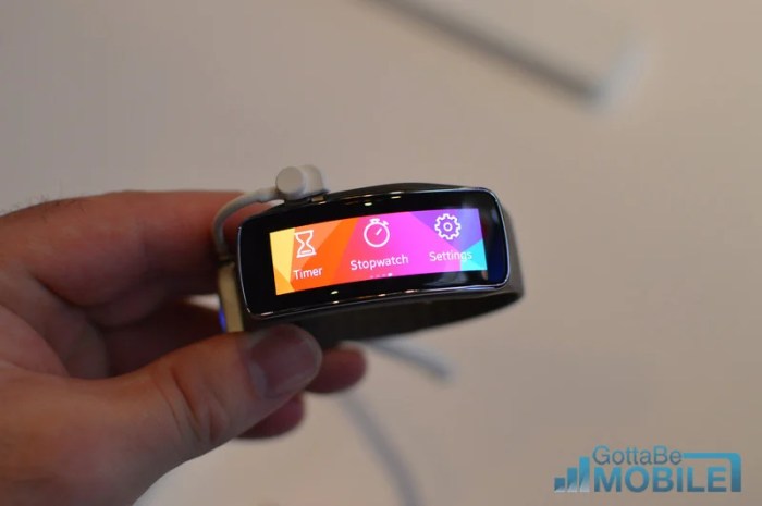 Samsung gear fit an s5 companion to keep you in shape