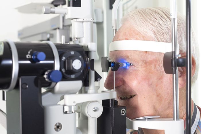 Device uses smartphone test for glaucoma