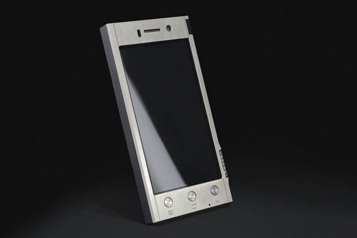 Gressos radical r1 titanium smartphone will set you back 1800