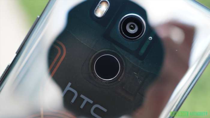 Htc u11 plus translucent hands on video