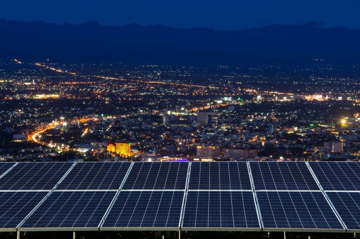 Solar panels provide relief for cyclists in south korea