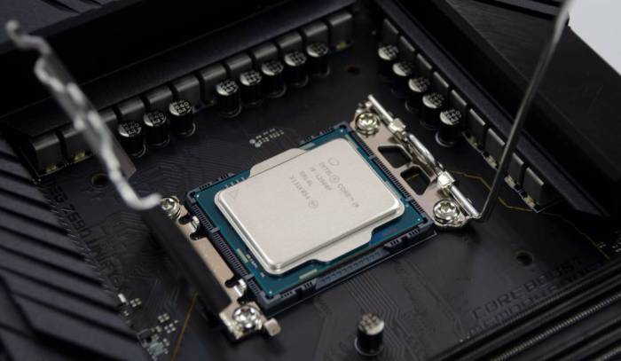 Intel chip vulnerability countless pcs exposed