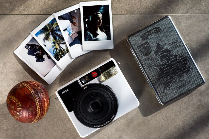 Leica sofort instant camera september 15