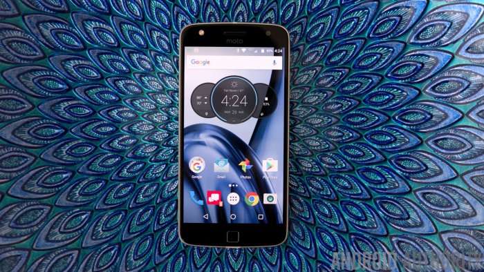 Moto z play droid rumor