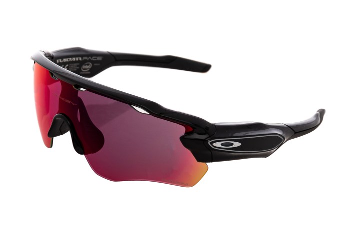 Oakleys radar pace smart sunglasses