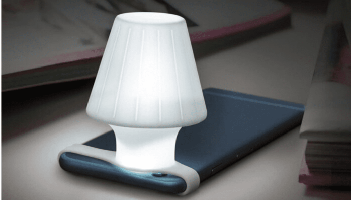 Table lamp works put phone in it