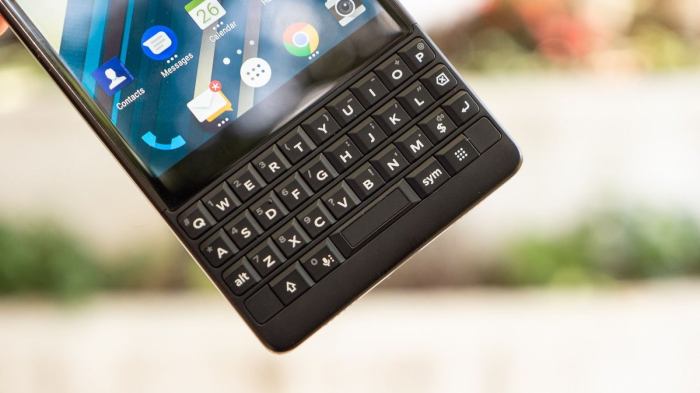 Image of blackberry oslo handset leaked online