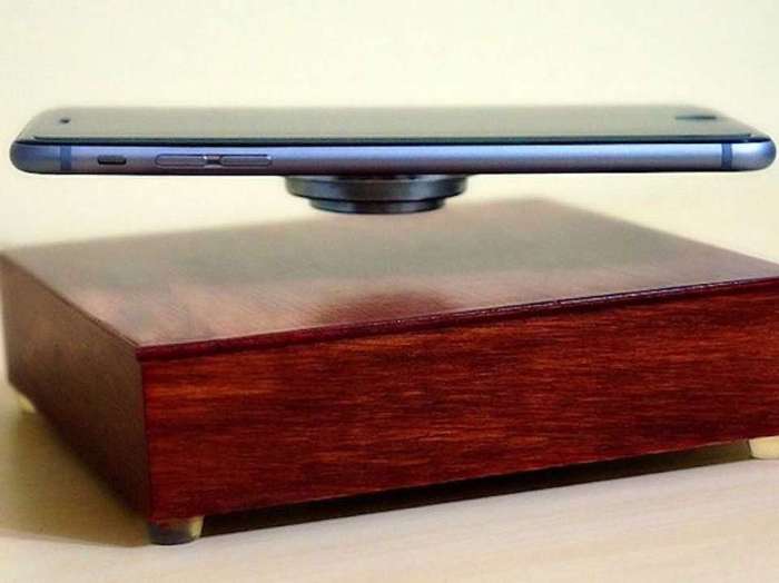 Wireless charger levitates your phone