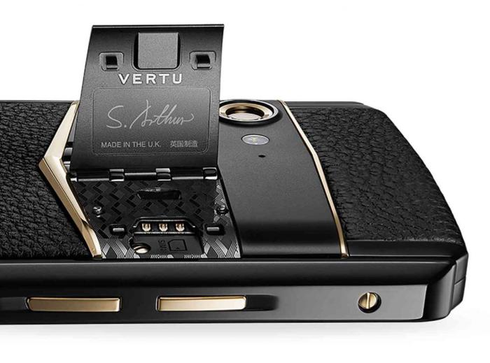 Vertu aster chevron launched