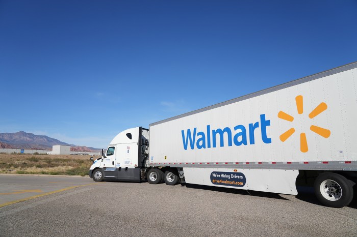 Walmart to test tesla semi