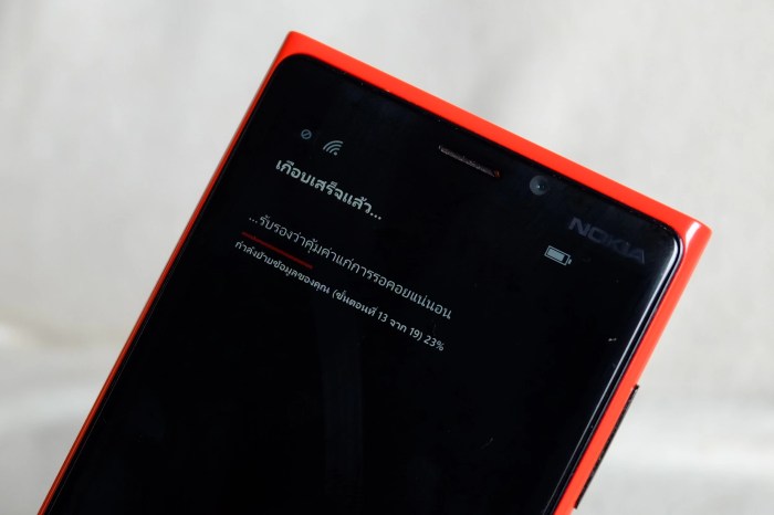 Windows phone 8 1 update 2 brings bluetooth keyboard support and more