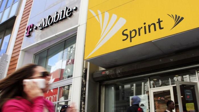 Sprint chairman approaching banks to secure funding for t mobile acquisition