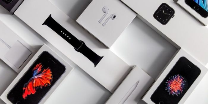 Retail packaging for apple watch and bands possibly revealed