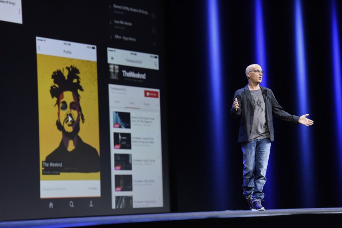 Apple music boss jimmy iovine possibly leaving apple this year