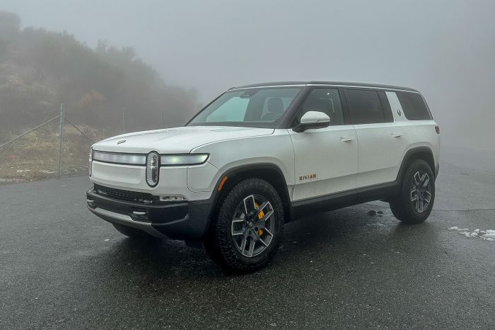 The rivian r2 suv racks up 68000 reservations a day after reveal