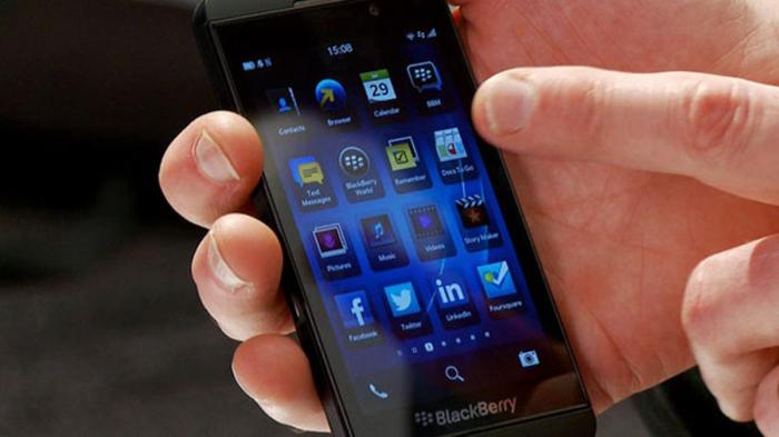 Blackberry support bb10 two more years